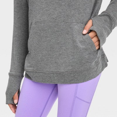 Girls' Cozy Lightweight Fleece Crewneck Sweatshirt - M