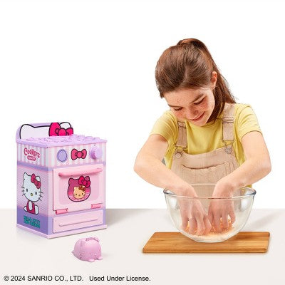 Cookeez Makery Hello Kitty Oven Playset