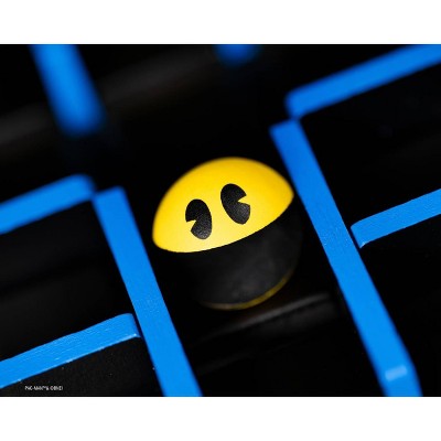 Hachette Boardgames Quoridor Pacman Board Game: Creative Thinking Game, Includes Pieces & Instructions, 2-5 Players