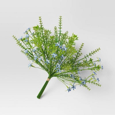 Floral Bouquet Blue Room Essentials