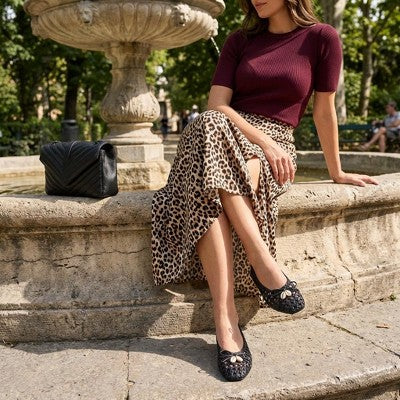 CUSHIONAIRE Witty Ballet Flats for Women, Black 9.5