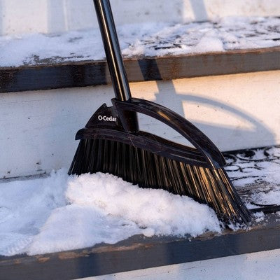 O-Cedar Indoor/Outdoor Assembled Strong Sweep Broom with Step On Dust Pan (LOCAL PICKUP ONLY)