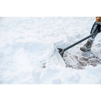 Suncast 30" Ultra High Molecular Pusher (LOCAL PICKUP ONLY)