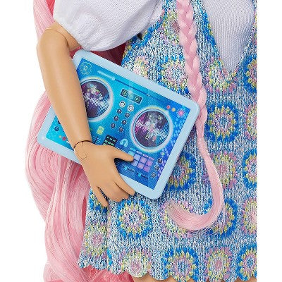 Barbie Dream Besties Daisy Jean 11" Fashion Doll