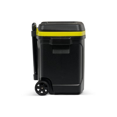 Igloo Profile 42 Cans/28 qt Rolling Cooler - Black Camo Collection
