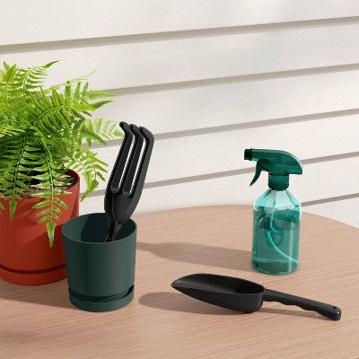 Recycled Car Seat Resin Spade - Room Essentials
