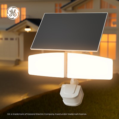 GE Household Lighting Outdoor Security 2 Head Solar Motion Sensing Light Fixture 5CCT