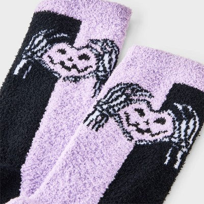 Women's Skeleton Heart Hands Jack - o' - Lantern Halloween Cozy Crew Socks - Hyde and EEK! Boutique Purple/Black/White 4 - 10