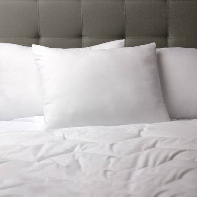 Token Standard/Queen Machine Washable Extra Firm Bed Pillow: Universal Sleeper, Polyester Microfiber, Tumble Dry, 18"x24"