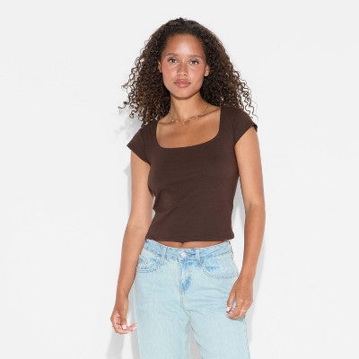 Women's Slim Fit Short Sleeve Square Neck T-Shirt - L