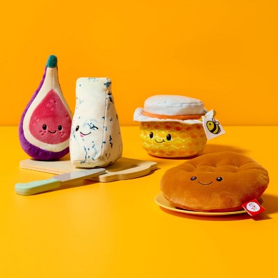 Charcuterie Box Set Fig, Blue Cheese, Honey, Round Cracker 4pc Plush
