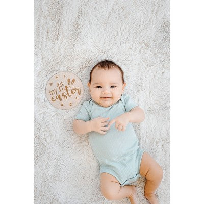 Pearhead Wooden Photo Card - Natural Wood - Baby's First Easter Gift