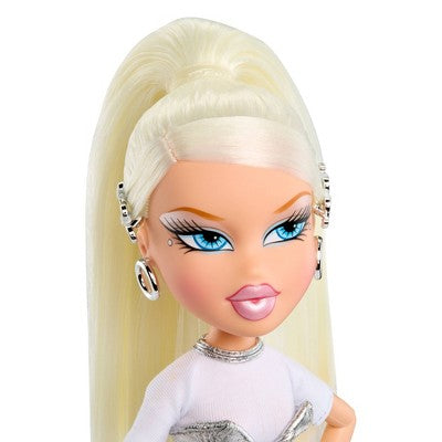 Bratz 9.5" Charmz Doll - Cloe
