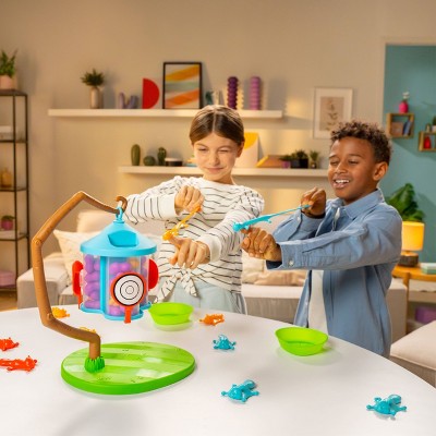 PlayMonster Feeder Frenzy Board Game