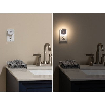 Energizer 2pk Mini Motion-Sensing LED Nightlights White