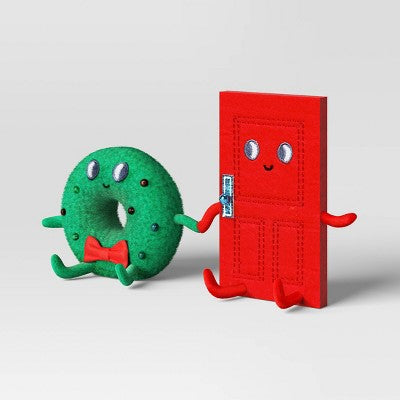 Felt Wreath and Door Duo Christmas Figurine - Wondershop