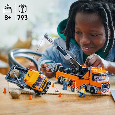 LEGO City Heavy-Duty Recovery Tow Truck with Crane 60467