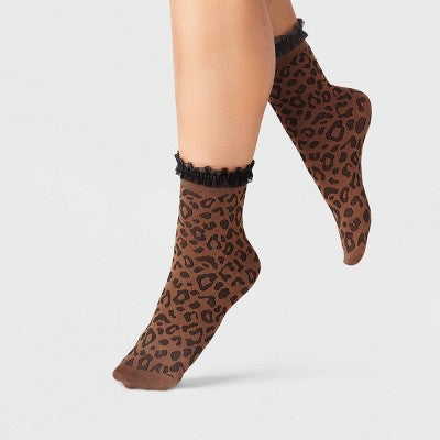 Women's Ruffle Trim Knit Leopard Print Anklet Socks - A New Day Brown/Black One Size
