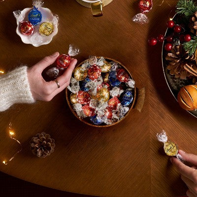 LINDOR, Lindt Gold Assorted Christmas Chocolate Candy Truffles - 5.1oz