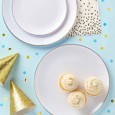 8ct White with Gold Trim Dinner Plastic Plates - Spritz"