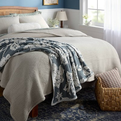 Full/Queen Fall Cozy Chenille Jacquard Blanket Graphite - Threshold