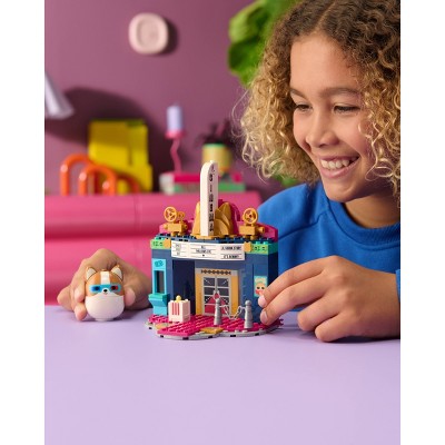 Squishmallows 2" Character & Set Assortment Small Building Set -Reginald At The Movies
