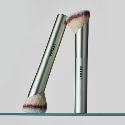 Versed Face Diffuser Multi-Tasking Brush