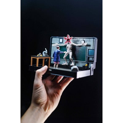 Stranger Things VHS Diorama: Eleven vs. Demogorgon