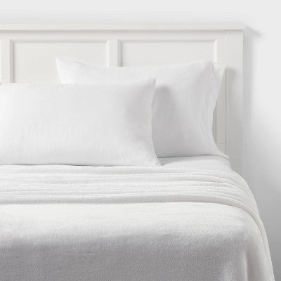 Twin Pom Pom Blanket White - Wondershop