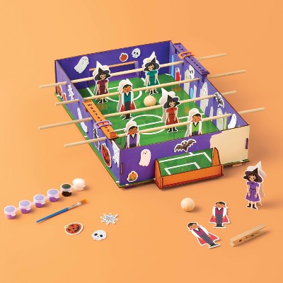 Halloween Craft Foosball Game Painting Kit - Mondo Llama