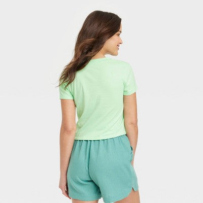 Women's Short Sleeve V-Neck T-Shirt Universal Thread Green M