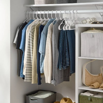 50pk Plastic Hanger White - Brightroom
