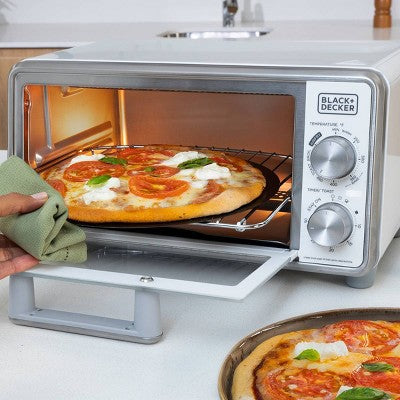 BLACK+DECKER Crisp 'N Bake Pro 4 Slice Air Fry Toaster Oven