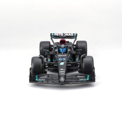 Maisto 2023 Race Mercedes W14 Model Kit with Helmet 1:24 Scale