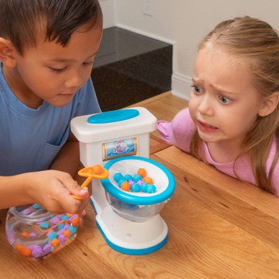 PlayMonster Dont Flush the Fish Board Game