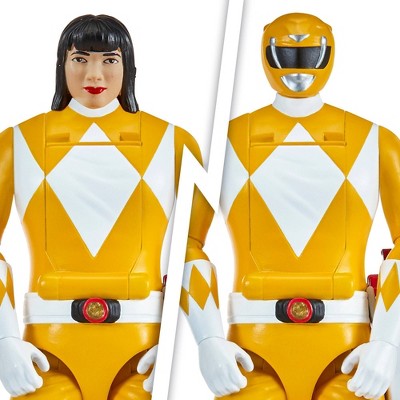 Mighty Morphin Power Rangers Re-Ignition Auto-Morphin 6" Yellow Ranger Action Figure with Power Daggers Weapons
