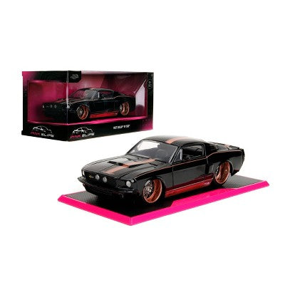 Pink Slips 1967 Shelby GT-500 Black Diecast Vehicle - 1:24 Scale