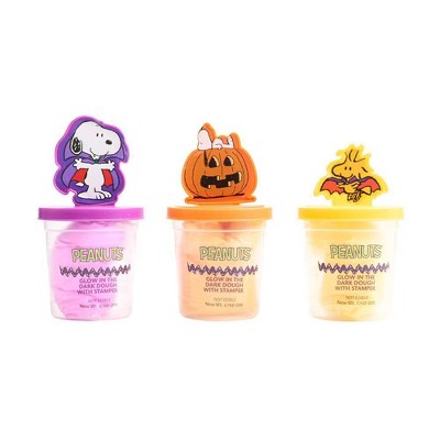 Innovative Designs 3pk Glow in the Dark Dough with Stamper Peanuts
