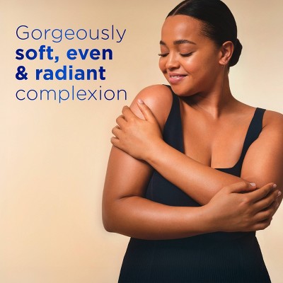 Vaseline Radiant X Even Tone Coconut Oil, Vitamin C & Peptides Body Lotion for Dry Skin - 7.5 fl oz