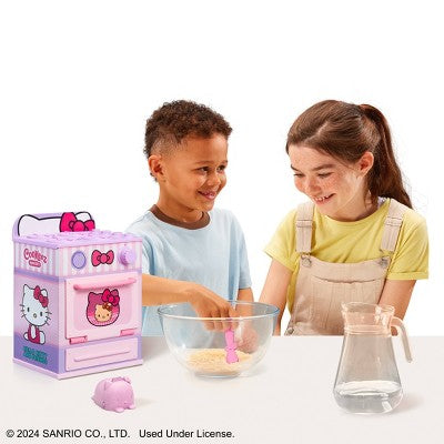 Cookeez Makery Hello Kitty Oven Playset
