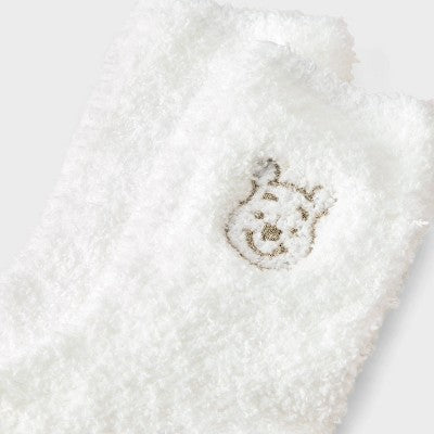 Women's Winnie The Pooh Embroidered Faux Fur 3pk Cozy Gift Set with Reusable Pouch, Cozy Socks and Eye Mask - Ivory/Gold 4-10