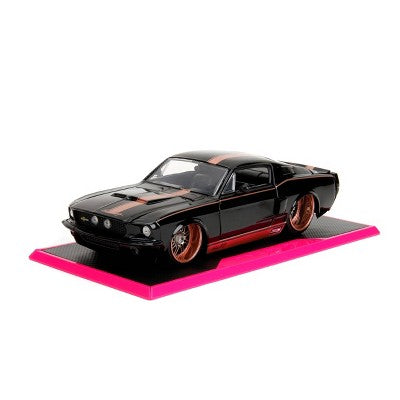 Pink Slips 1967 Shelby GT-500 Black Diecast Vehicle - 1:24 Scale