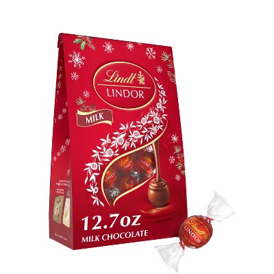 Lindt LINDOR Christmas Milk Chocolate Candy Truffles - 12.7oz