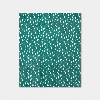 Christmas Trees Plush Throw Blanket - Wondershop