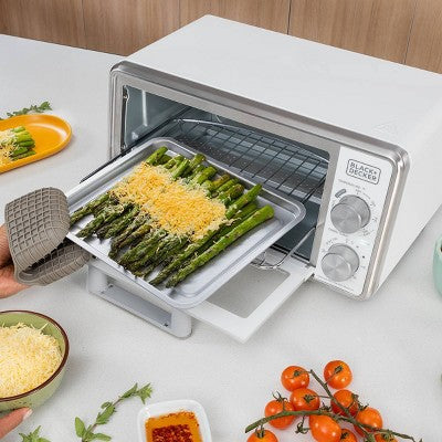 BLACK+DECKER Crisp 'N Bake Pro 4 Slice Air Fry Toaster Oven