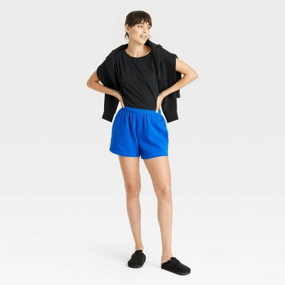 Women's Leisure Studio Mid-Thigh Fleece Shorts XL