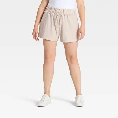 Women's Active Light High-Rise Wide Leg Shorts 3.5" L