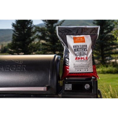 Traeger Apple Pellets 18lbs Wood (LOCAL PICKUP ONLY)