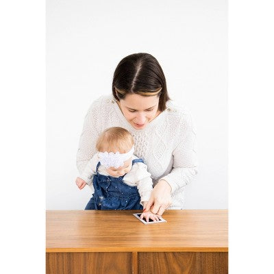 Pearhead 4" x 6" Babyprints Photo Frame and Clean-Touch Ink Pad Kit - White