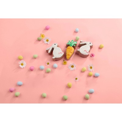 Trudeau 9 Cavity Silicone Bunny and Carrot Pan Pink